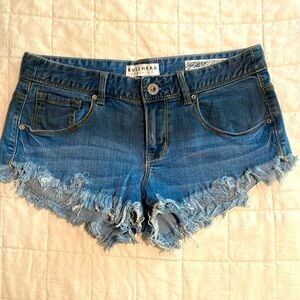 Bullhead Denim Co Extreme Fray shorts